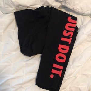 Black/pink Nike leggings sz L